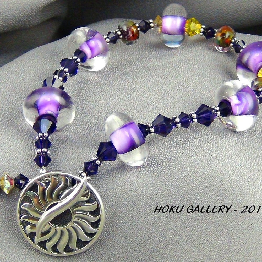 NWOT Bracelet Purple Lampwork Glass w/ Sterling Silver Clasp, Handmade! Size 7